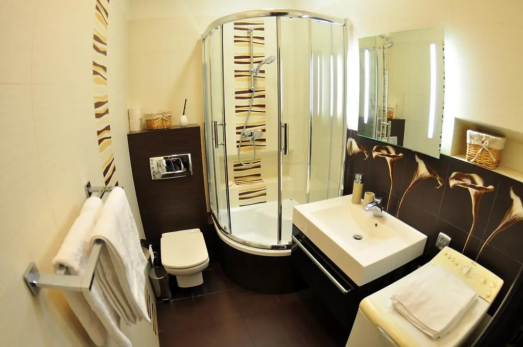Long Street Apartment غدانسك